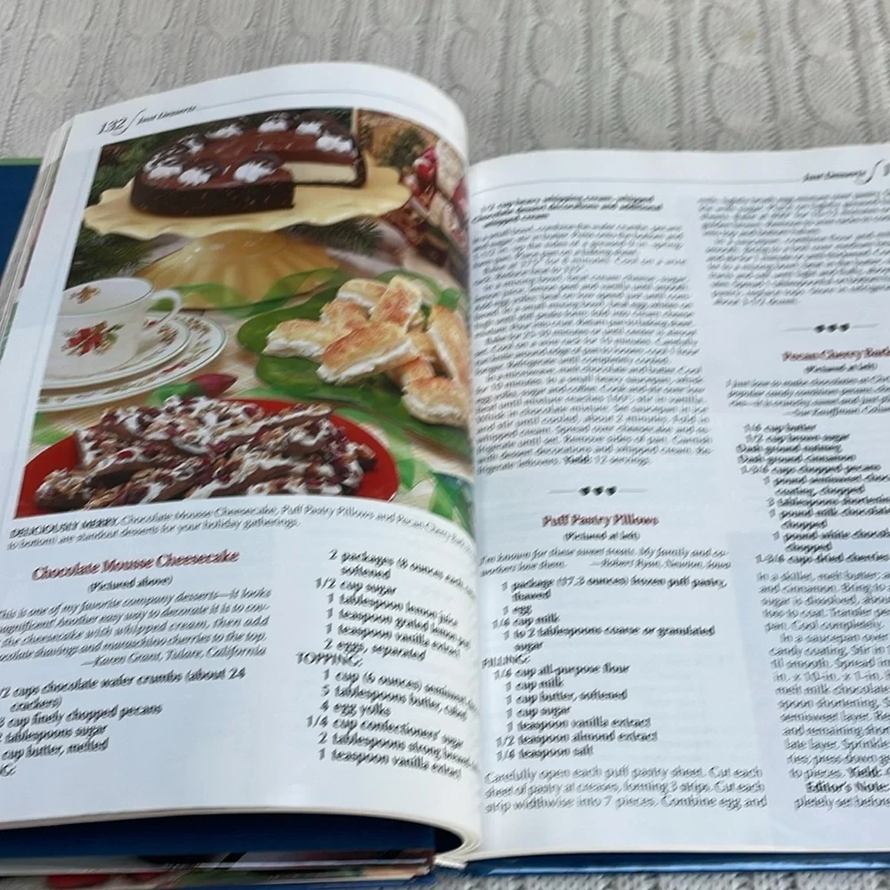 Taste of Home hardback cookbooks. ‘02 & ‘05. Annual recipes colored pics family
